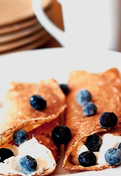 Crepes With Ricotta Cheese And Blueberries