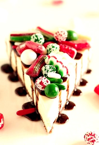 Festive New York Style Cheesecake{Taste And Tell Guest Post On Culinary Covers}